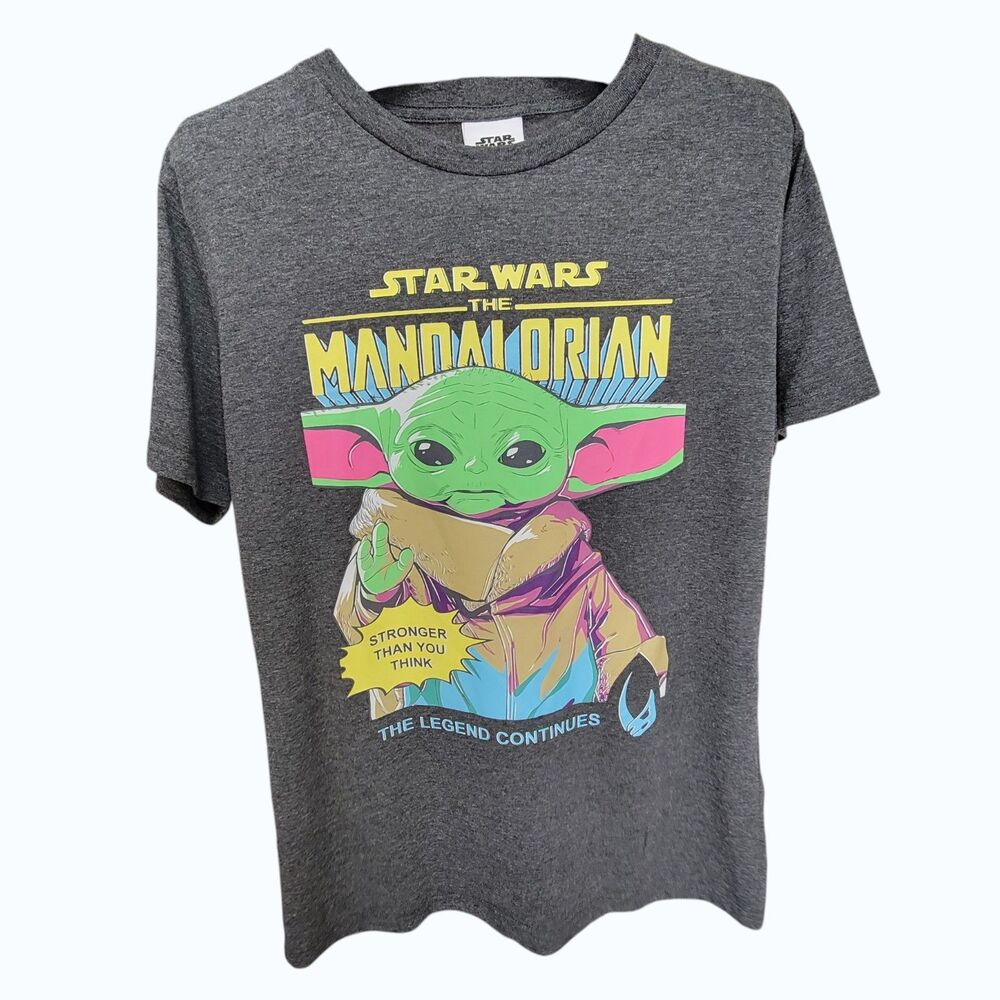 Star Wars Mandalorian Baby Yoda Grogu Gray T-Shirt Size L Graphic Tee Disney